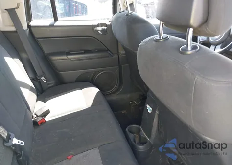 2011 Jeep Compass from USA, damaged, VIN 1J4NF1FB6BD239240